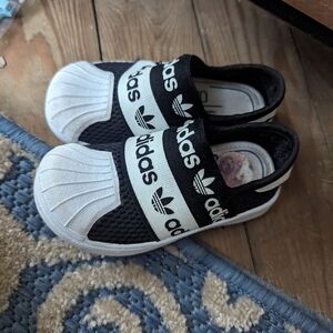 Toddler 6.5 Adidas